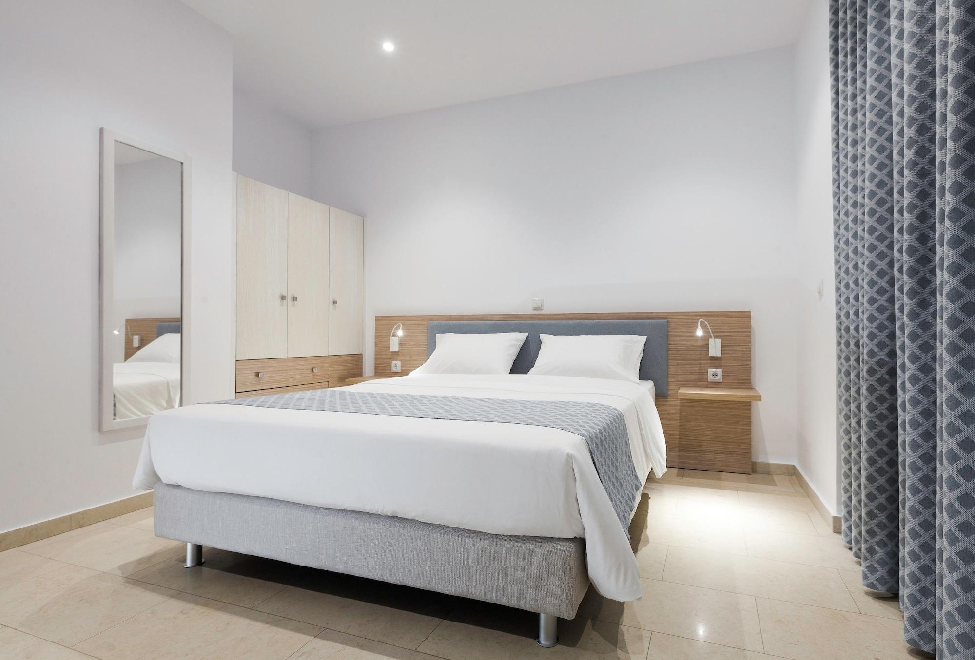 Zephyros Hotel Myrties 外观 照片