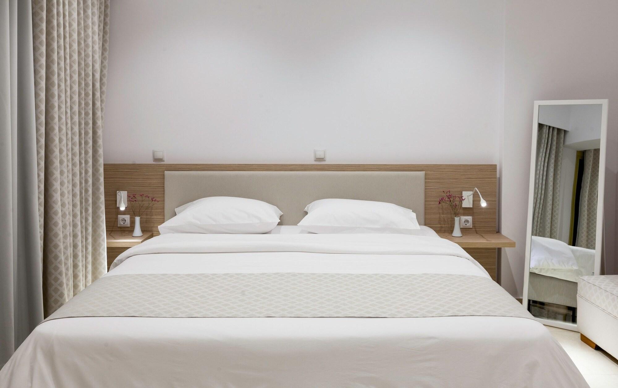 Zephyros Hotel Myrties 外观 照片